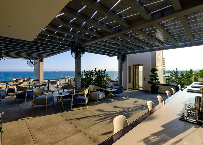 Mercure Larnaca Beach Resort