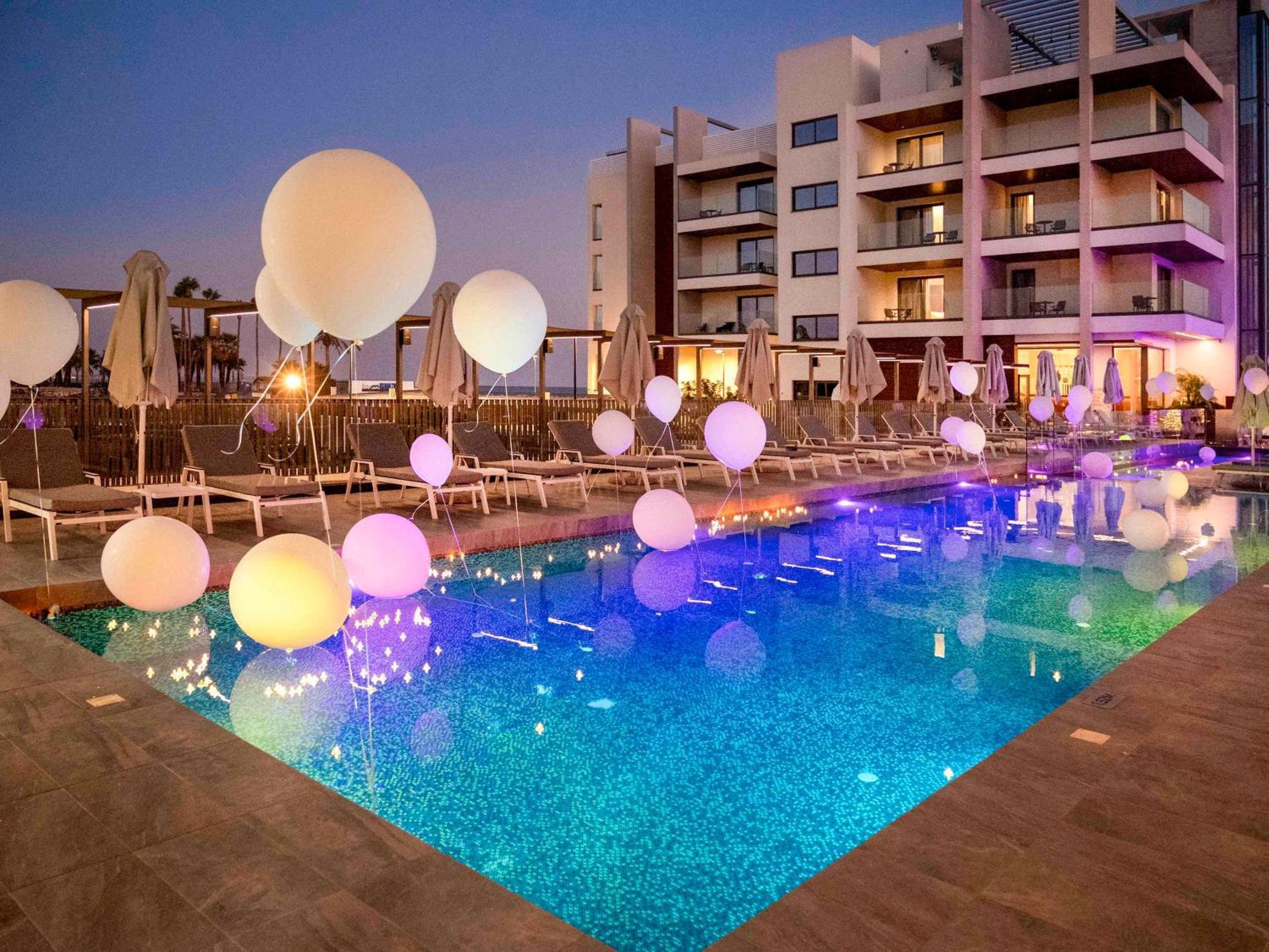 Mercure Ларнака
