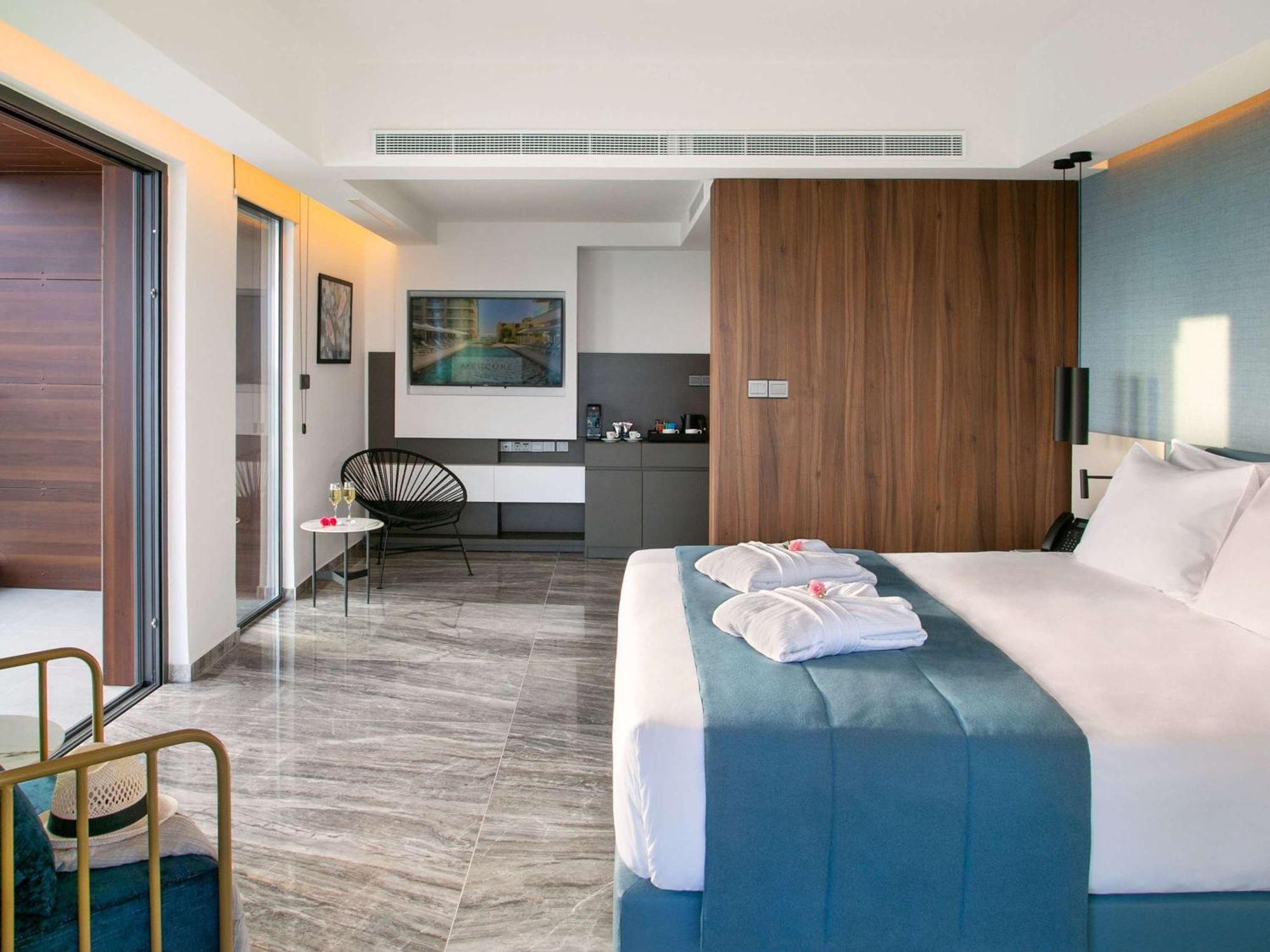 Mercure Larnaka