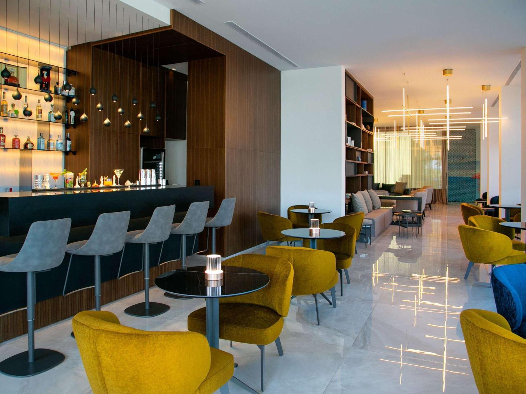 Готель Mercure